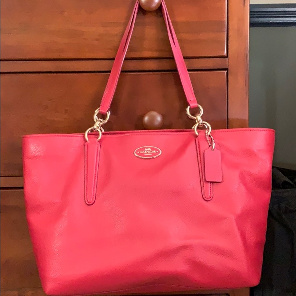 Coach EW Tote Bag Red
